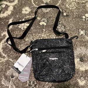 BAGGALLINI Crossbody New with Tags